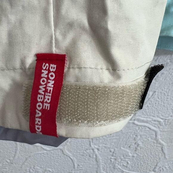 Bonfire Fusion Radiant Skiing Snowboarding Classic Fit Womens Jacket Size Medium - Picture 6 of 9